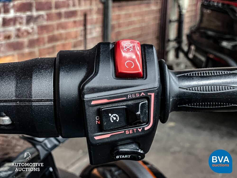 Can-Am Spyder F3-S Automatik F3s 113 PS 2016 Akrapovic Limited Edition, ZH-993-S.