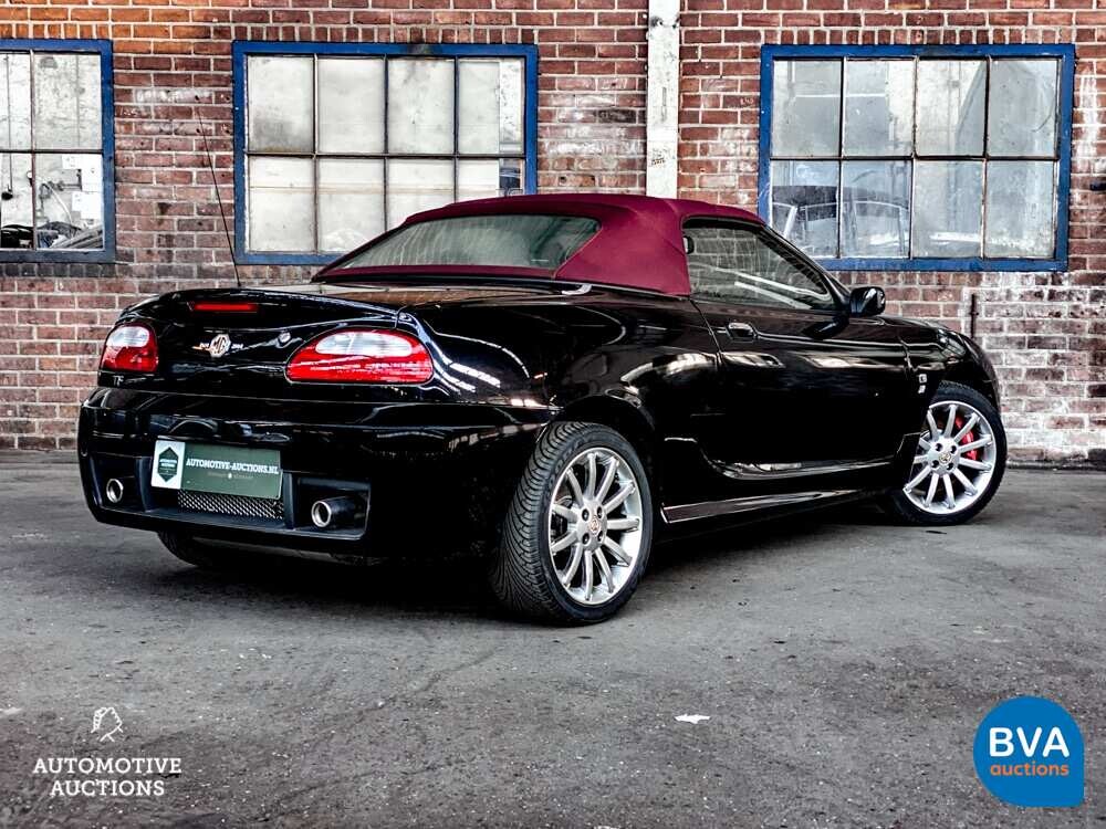 MG TF Cabriolet 80th Anniversary Edition 1/1600 136pk 2004 -Org. DE- NEU.