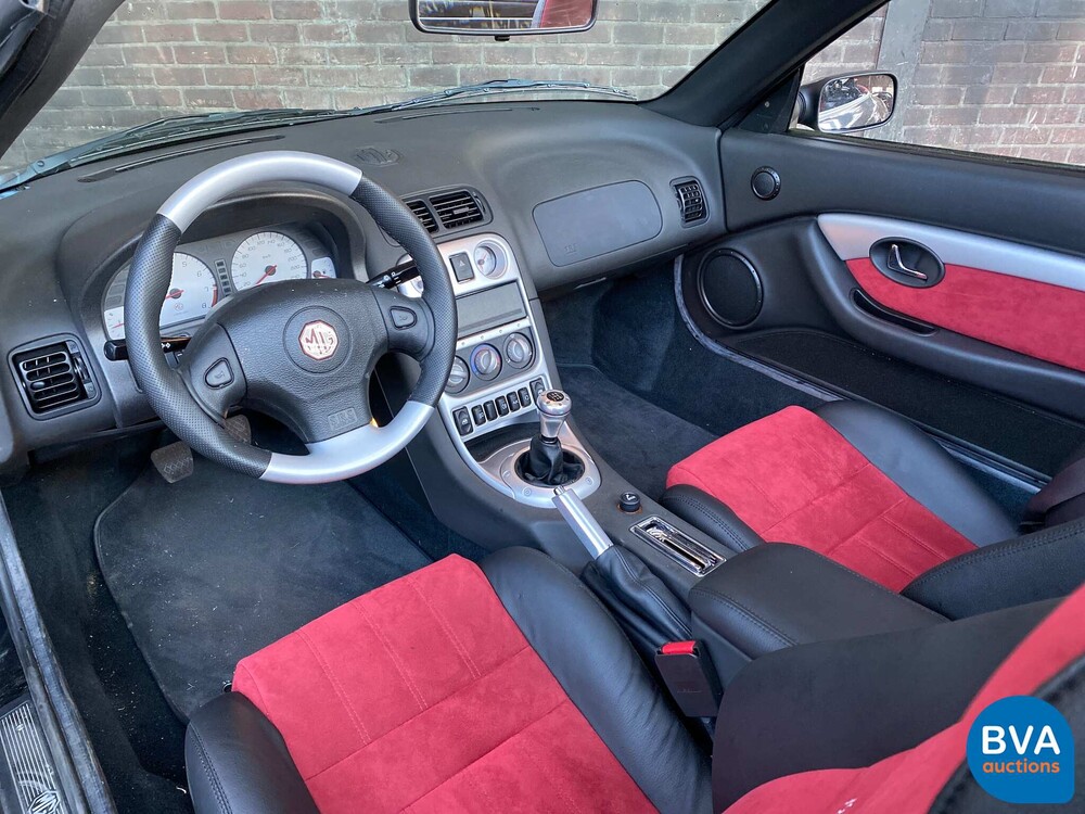 MG TF Cabriolet 80th Anniversary Edition 1/1600 136pk 2004 -Org. DE- NEU.