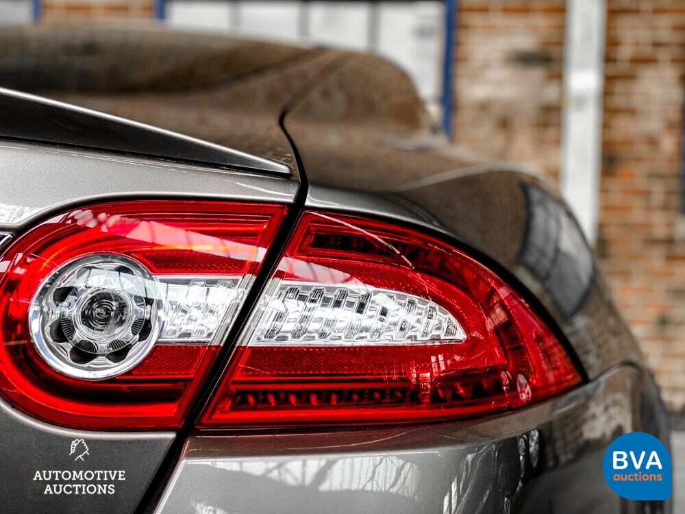 Jaguar XK5.0 V8 Coupé Portfolio 385PS 2009 -Org. NL-, 99-HRN-3.