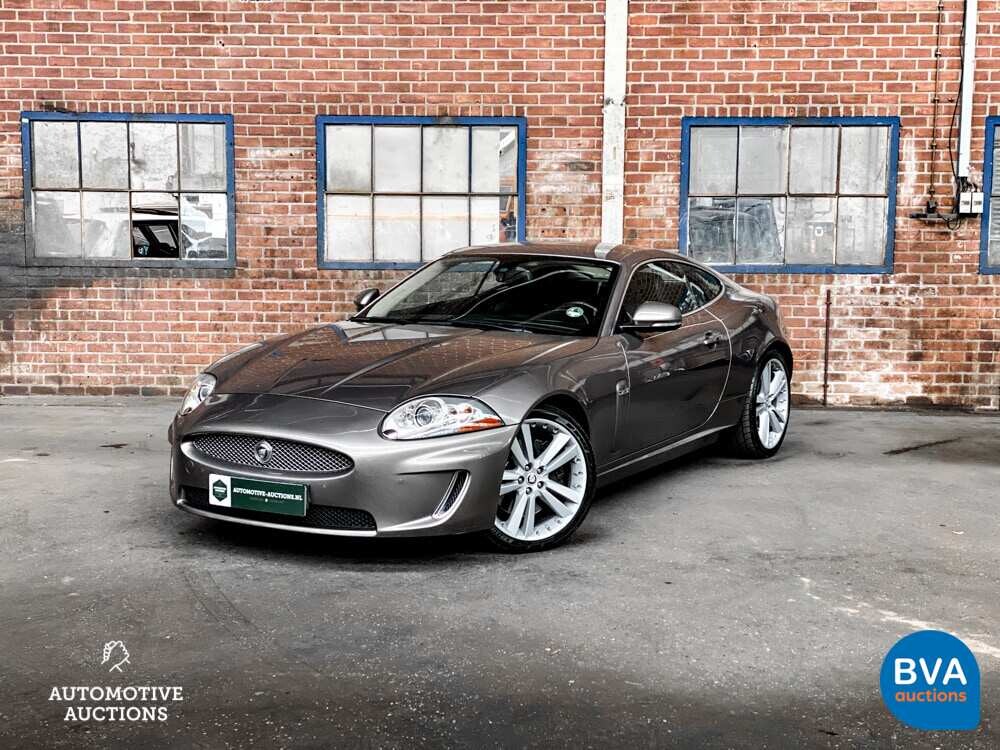 Jaguar XK5.0 V8 Coupé Portfolio 385PS 2009 -Org. NL-, 99-HRN-3.