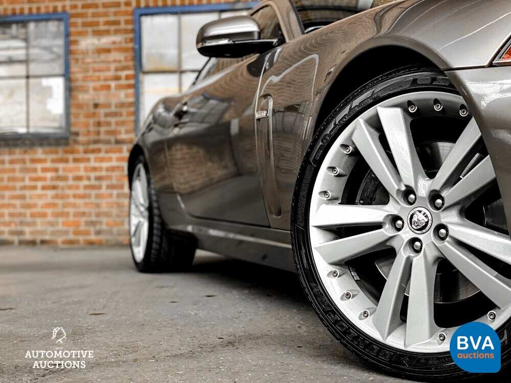 Jaguar XK5.0 V8 Coupé Portfolio 385PS 2009 -Org. NL-, 99-HRN-3.