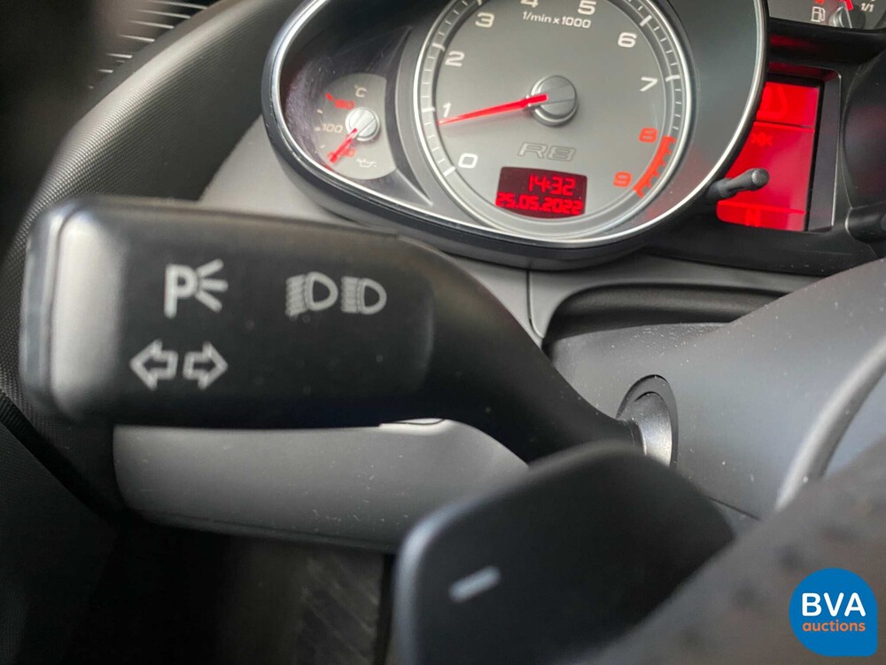 Audi R8 4.2 V8 FSI Quatrro 420 PS 2008, 32-RBK-1.