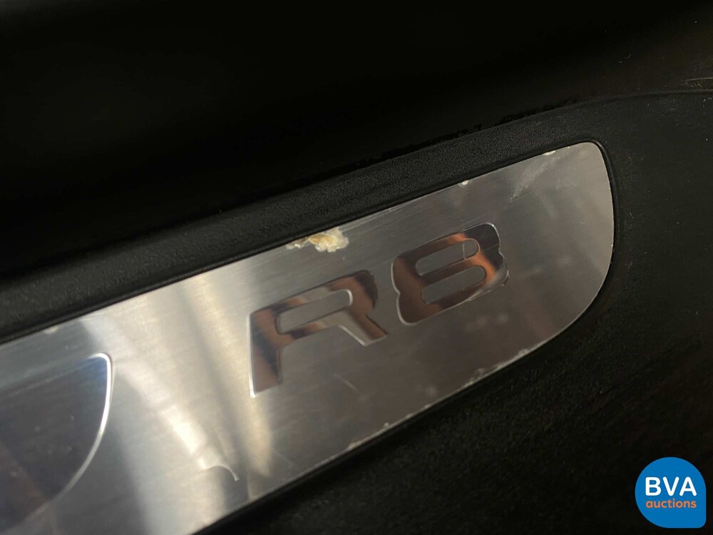Audi R8 4.2 V8 FSI Quatrro 420 PS 2008, 32-RBK-1.