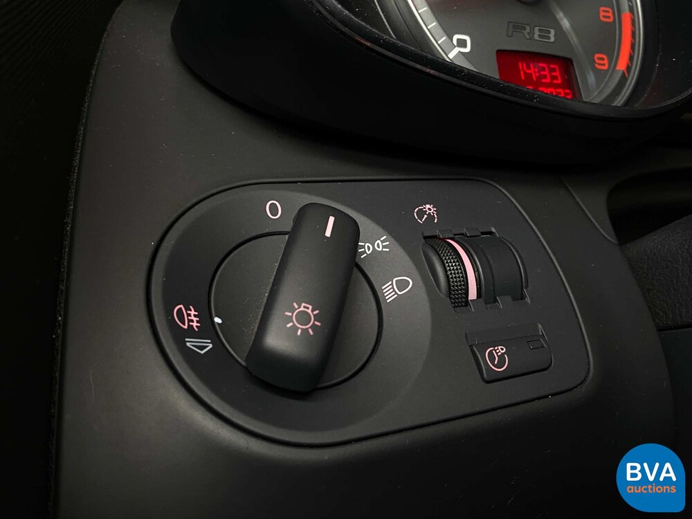 Audi R8 4.2 V8 FSI Quatrro 420 PS 2008, 32-RBK-1.