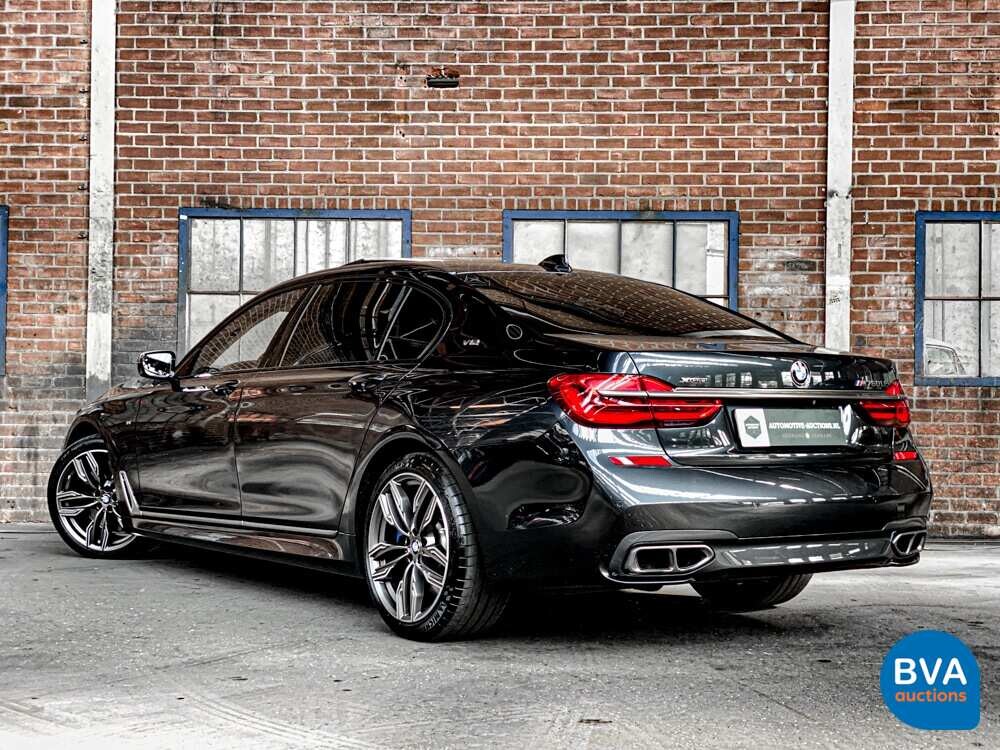 BMW M760Li xDrive M-Sport V12 7er LANG 609pk 2016 G12, L-128-BS.