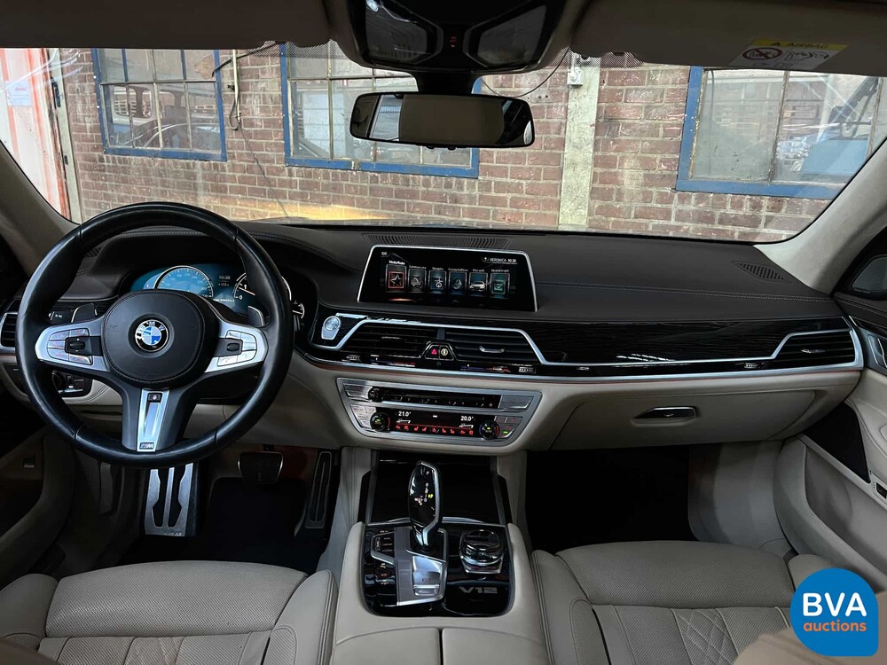 BMW M760Li xDrive M-Sport V12 7er LANG 609pk 2016 G12, L-128-BS.