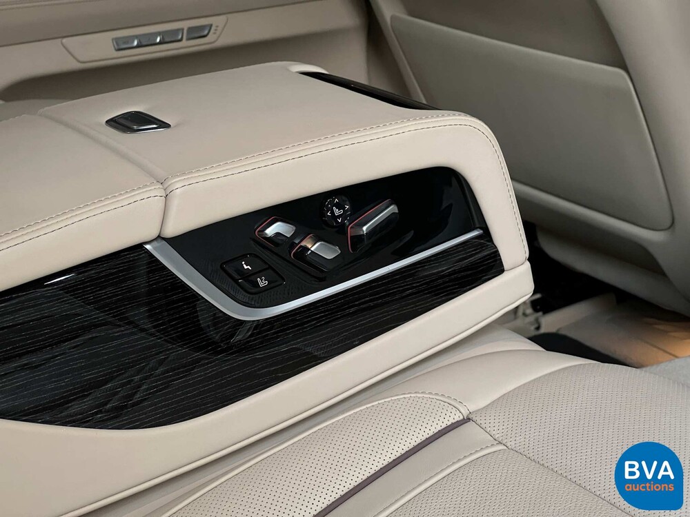 BMW M760Li xDrive M-Sport V12 7er LANG 609pk 2016 G12, L-128-BS.