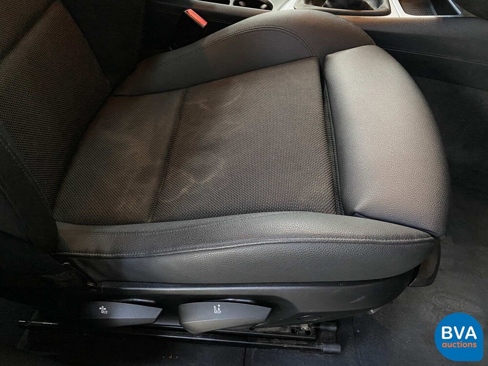 BMW 118i High Executive M-Sport 1er Serie 143 PS 2007, 40-HGV-7.