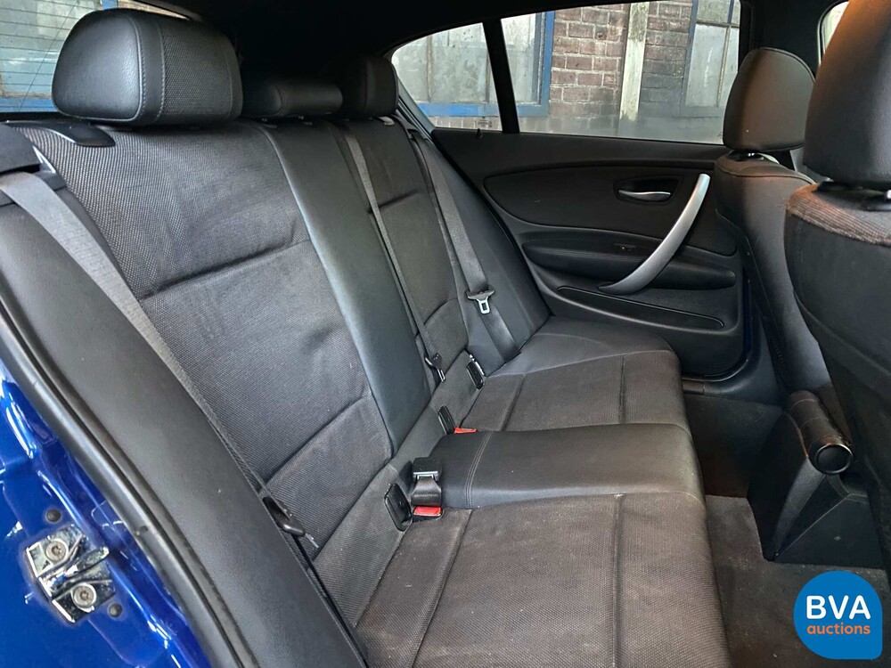 BMW 118i High Executive M-Sport 1er Serie 143 PS 2007, 40-HGV-7.