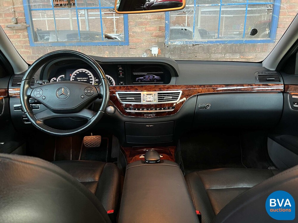 Mercedes-Benz S400 Hybrid LANG S-Klasse PRESTIGE PLUS Facelift 2010 279 PS, 70-NNT-2.