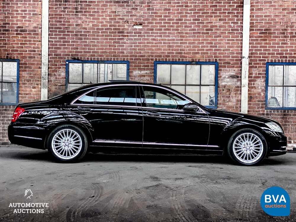 Mercedes-Benz S400 Hybrid LANG S-Klasse PRESTIGE PLUS Facelift 2010 279 PS, 70-NNT-2.