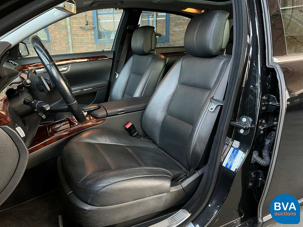 Mercedes-Benz S400 Hybrid LANG S-Klasse PRESTIGE PLUS Facelift 2010 279 PS, 70-NNT-2.