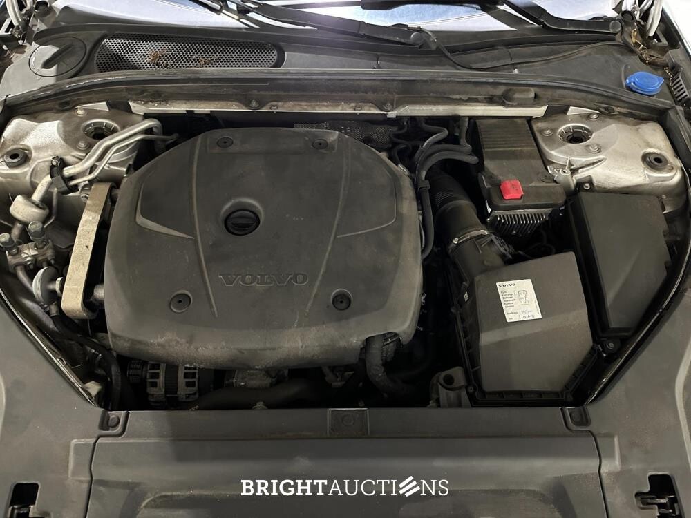 Volvo V90 Cross Country 2.0 T5 Pro 254PK 2018, TT-858-K