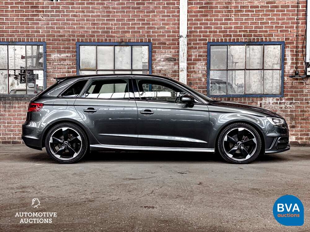 Audi A3 Sportback 1.6 TDI Ambition Sport Edition -Org.NL- 2015, HB-279-X