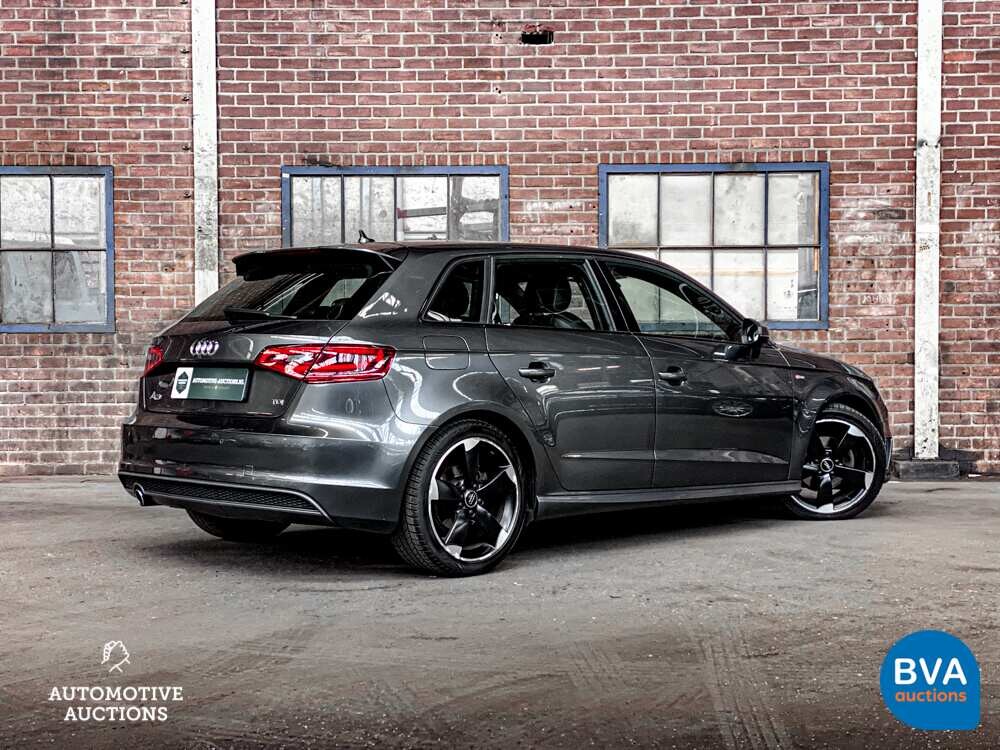 Audi A3 Sportback 1.6 TDI Ambition Sport Edition -Org.NL- 2015, HB-279-X