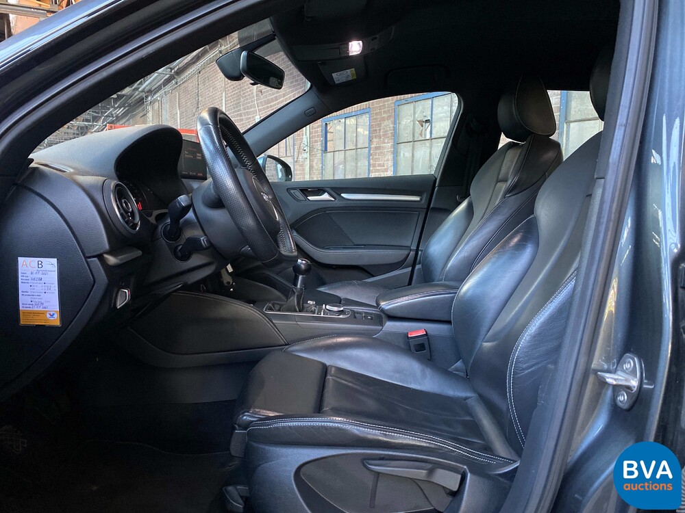 Audi A3 Sportback 1.6 TDI Ambition Sport Edition -Org.NL- 2015, HB-279-X