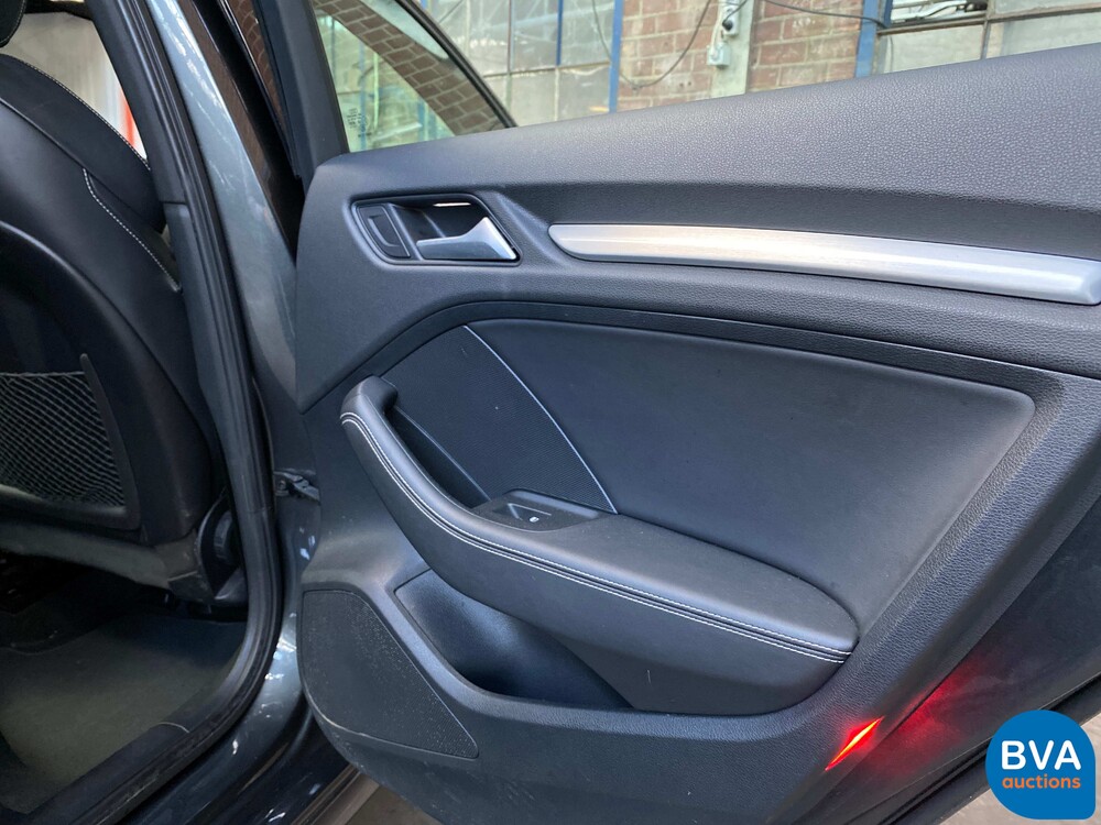 Audi A3 Sportback 1.6 TDI Ambition Sport Edition -Org.NL- 2015, HB-279-X