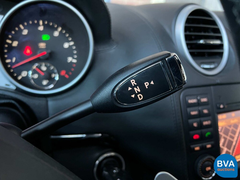 Mercedes-Benz ML63 AMG 510 PS 2010, P-957-FP.