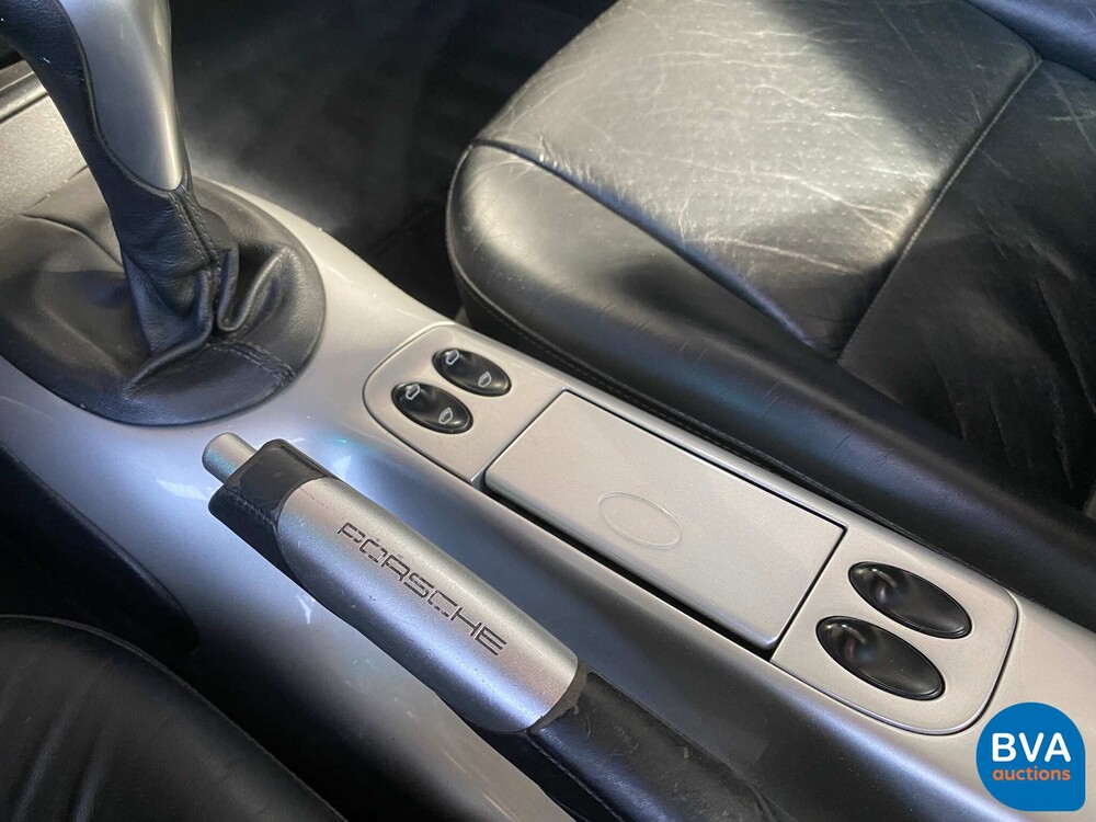 Porsche 911 996 3.6 320 PS 2002 -YOUNGTIMER-.