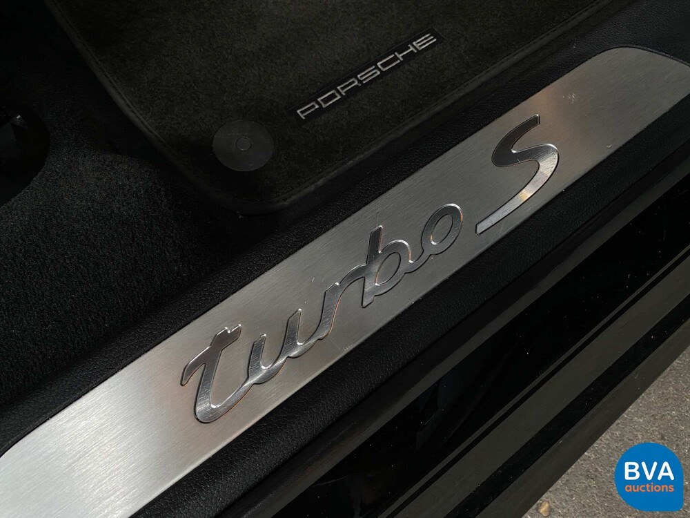 Porsche Panamera 4.8 Turbo S SportChrono 551pk 2011, XJ-976-R.