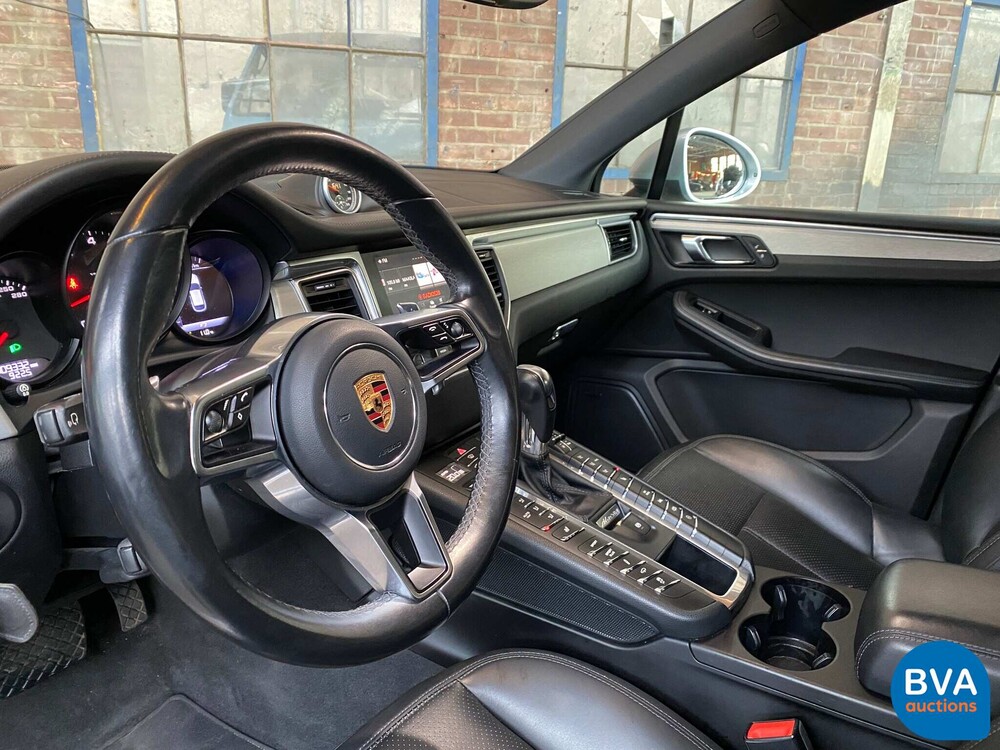 Porsche Macan Sportchrono 252pk 2016 -Org. NL-FACELIFT, JT-354-L.