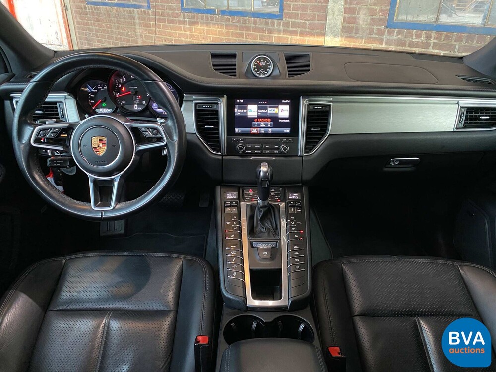 Porsche Macan Sportchrono 252pk 2016 -Org. NL-FACELIFT, JT-354-L.