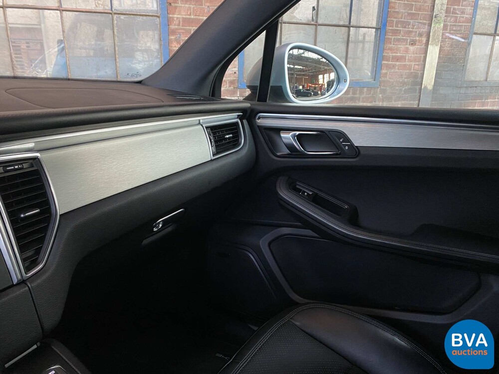 Porsche Macan Sportchrono 252pk 2016 -Org. NL-FACELIFT, JT-354-L.
