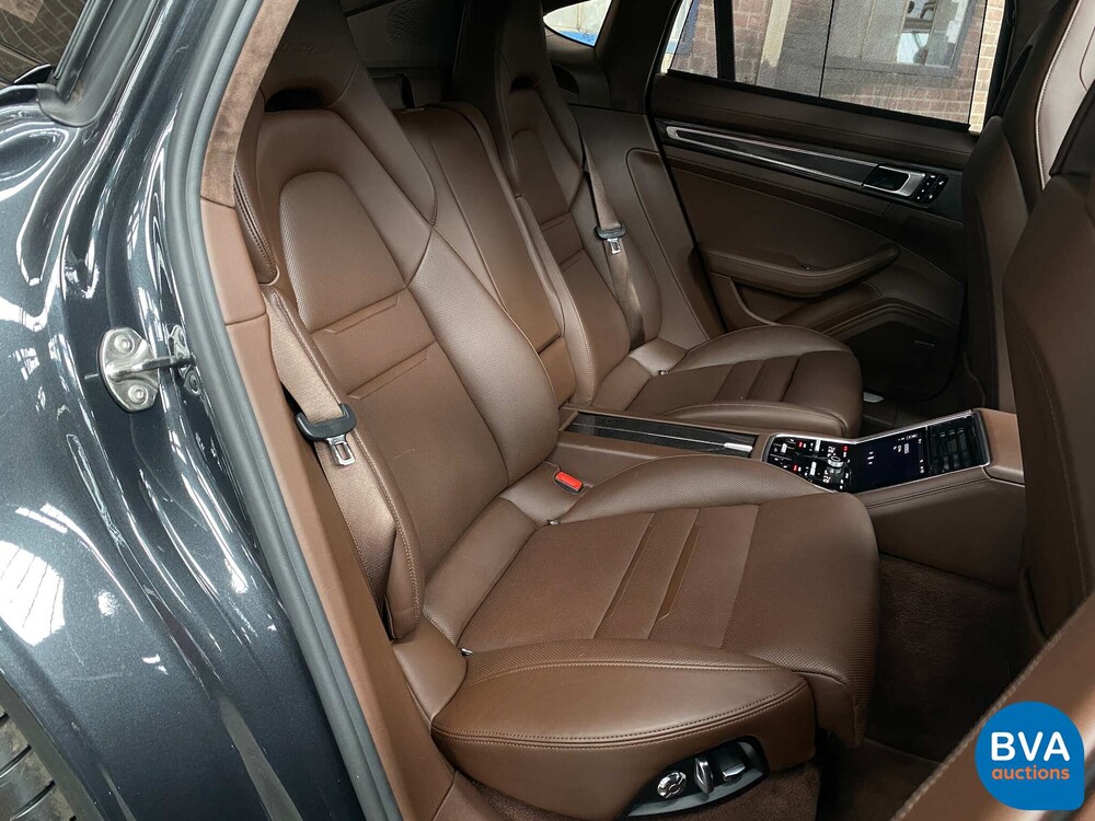 Porsche Panamera Turbo S 680 PS E-Hybrid 4.0 2018 Sport-Design -Org. NL-, RR-712-R.