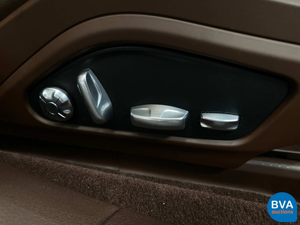 Porsche Panamera Turbo S 680 PS E-Hybrid 4.0 2018 Sport-Design -Org. NL-, RR-712-R.