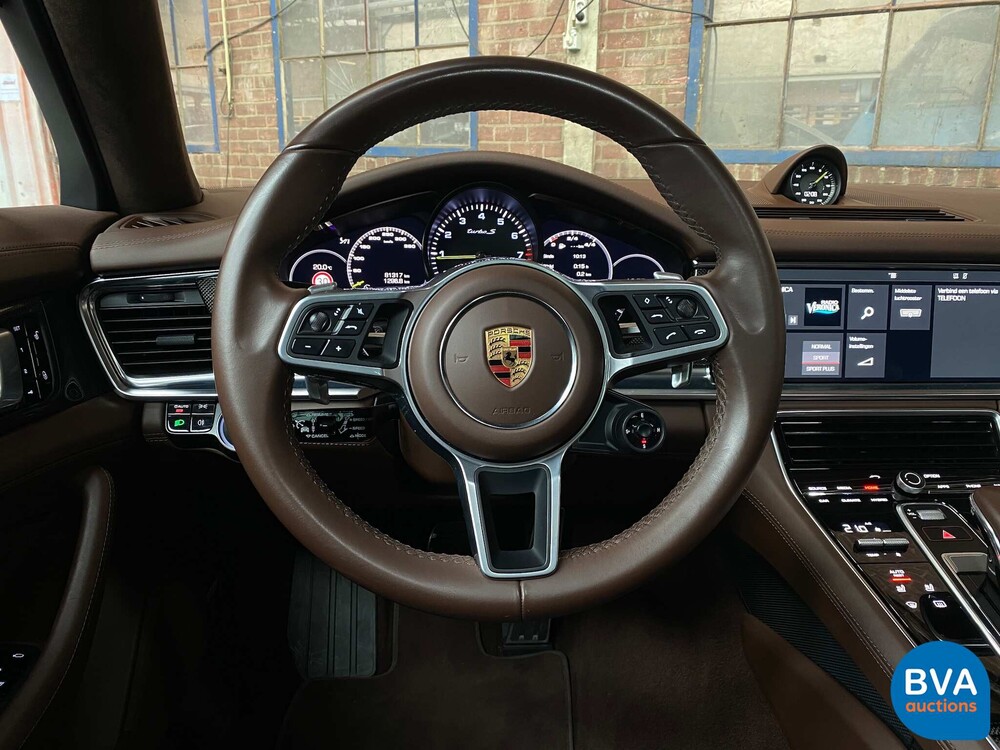 Porsche Panamera Turbo S 680 PS E-Hybrid 4.0 2018 Sport-Design -Org. NL-, RR-712-R.