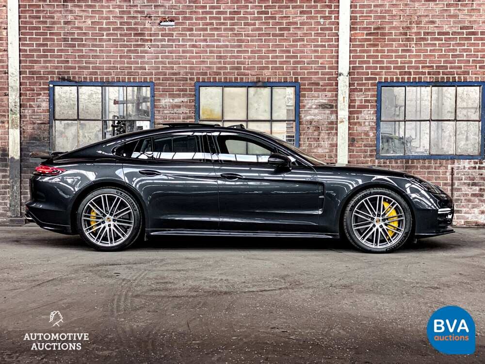 Porsche Panamera Turbo S 680 PS E-Hybrid 4.0 2018 Sport-Design -Org. NL-, RR-712-R.