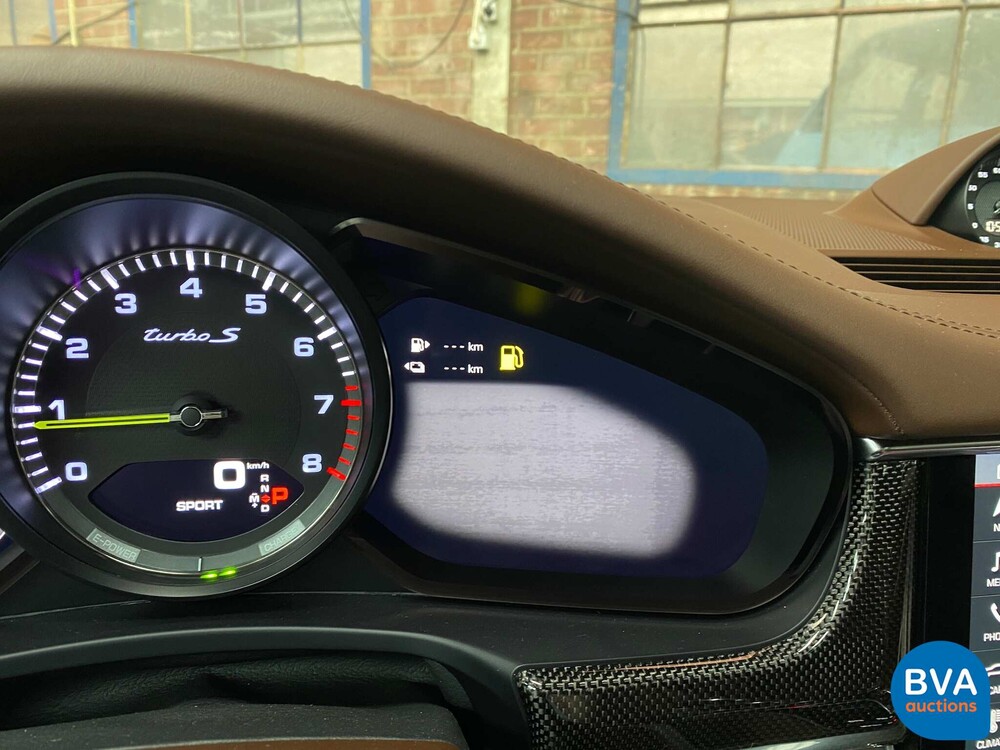 Porsche Panamera Turbo S 680 PS E-Hybrid 4.0 2018 Sport-Design -Org. NL-, RR-712-R.