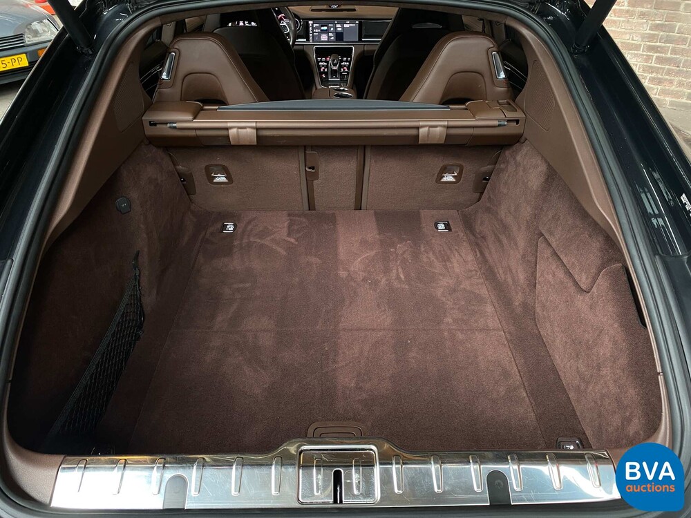 Porsche Panamera Turbo S 680 PS E-Hybrid 4.0 2018 Sport-Design -Org. NL-, RR-712-R.