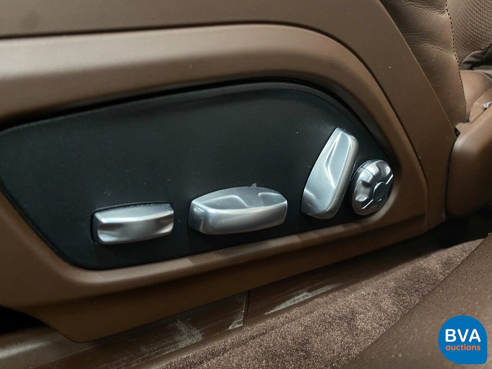 Porsche Panamera Turbo S 680 PS E-Hybrid 4.0 2018 Sport-Design -Org. NL-, RR-712-R.