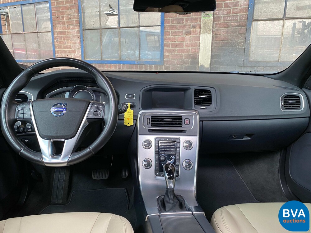 Volvo V60 T5 Summum 245 PS 2017, P-614-LP.