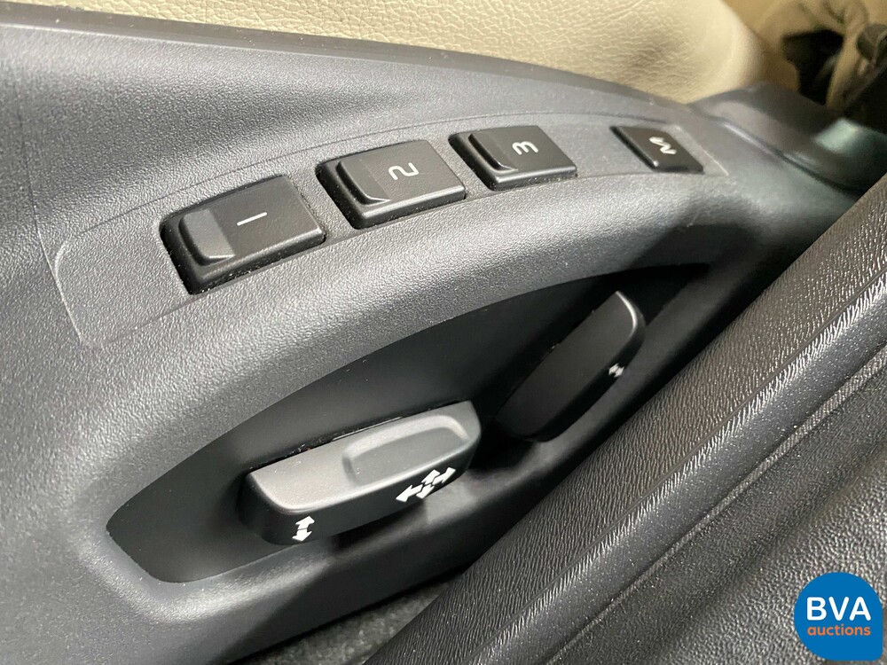 Volvo V60 T5 Summum 245 PS 2017, P-614-LP.