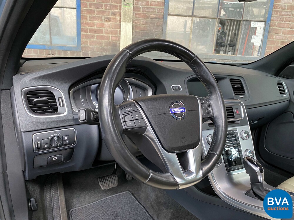 Volvo V60 T5 Summum 245 PS 2017, P-614-LP.