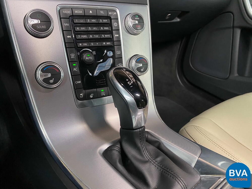 Volvo V60 T5 Summum 245 PS 2017, P-614-LP.