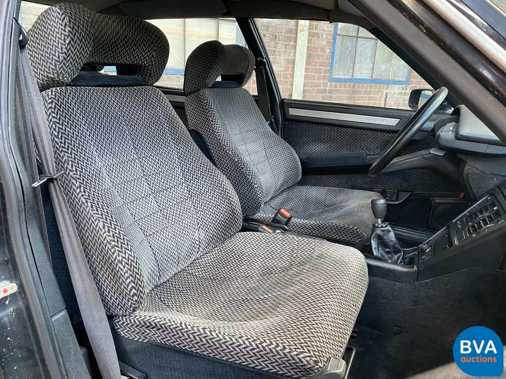 Citroën CX2.2 TRS 113PS 1987 -Orig. NL-, RN-28-PJ.