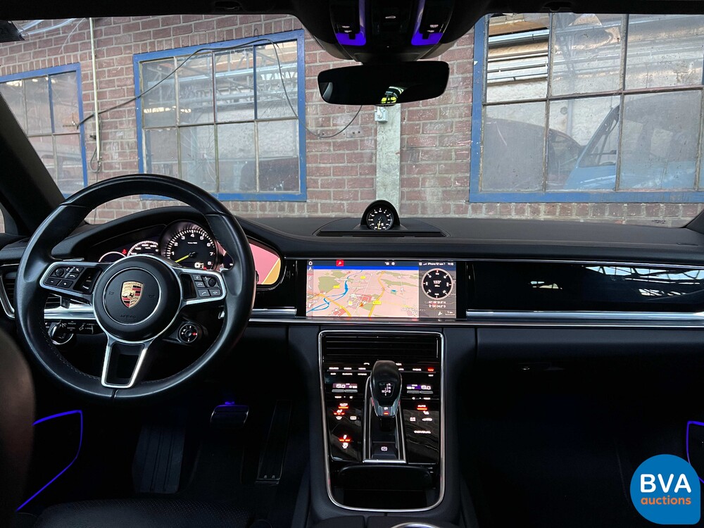 Porsche Panamera 4 E-Hybrid Sport Turismo 462pk 2018 Plug-in Hybride NIEUW-MODEL