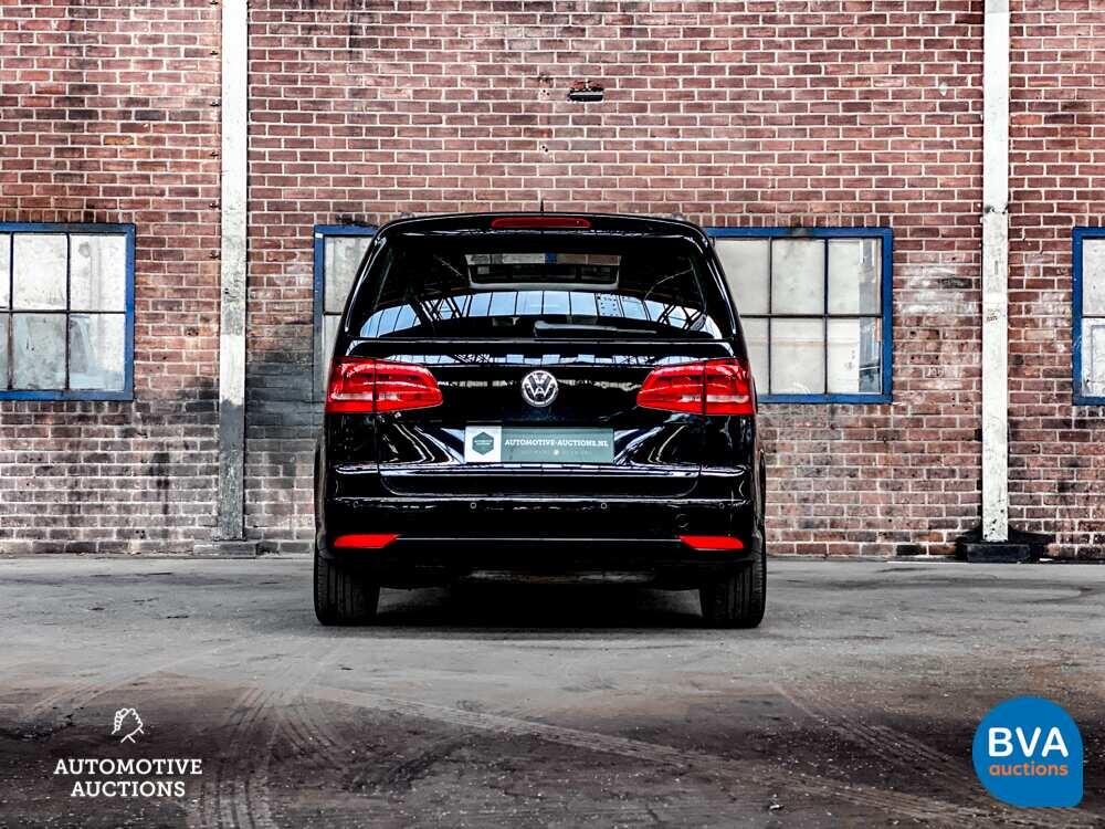 VW Touran 1.4 TSI Highline 7-Personen 140 PS, J-425-PD.