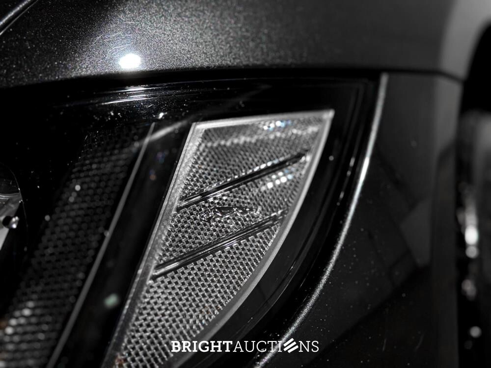 Jaguar XF 2.0t Portfolio R-Sport 250pk 2019 (Origineel-NL), ZF-064-T