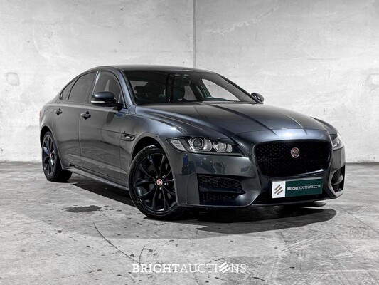 Jaguar XF 2.0t Portfolio R-Sport 250pk 2019 (Origineel-NL), ZF-064-T