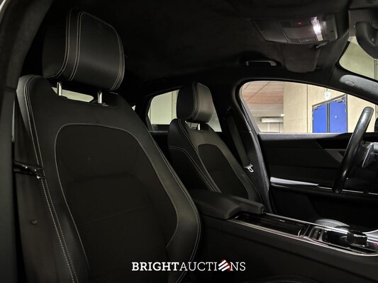 Jaguar XF 2.0t Portfolio R-Sport 250pk 2019 (Origineel-NL), ZF-064-T