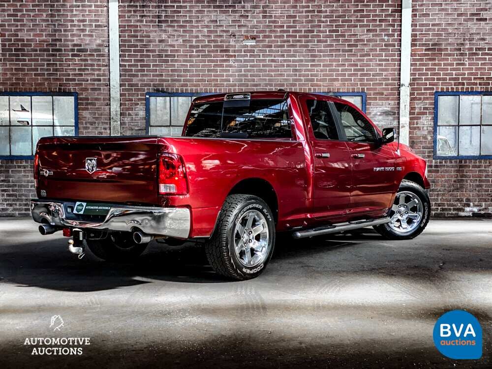 Dodge RAM 1500 5.7 V8 4x4 Quad Cab 6'4 Pickup 2011.