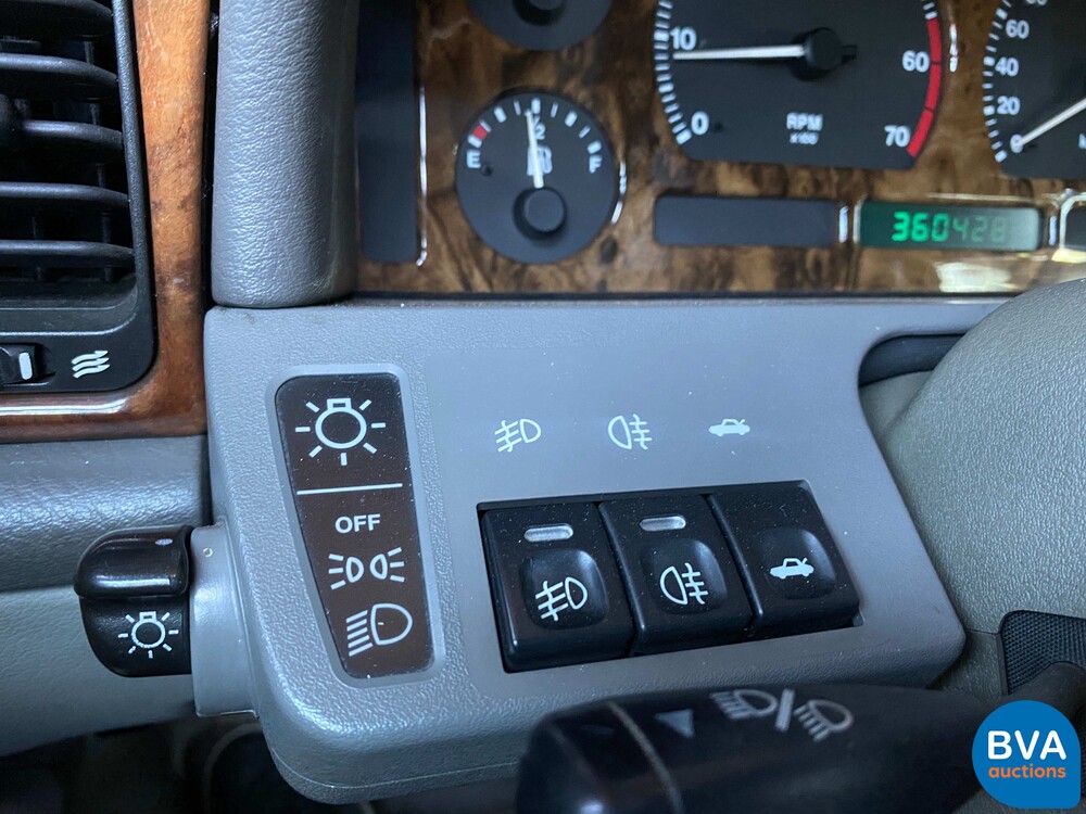 Jaguar Souverän 3.2 211PS 1996 -Org. NL-, NN-HV-09.