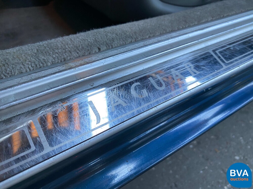 Jaguar Souverän 3.2 211PS 1996 -Org. NL-, NN-HV-09.