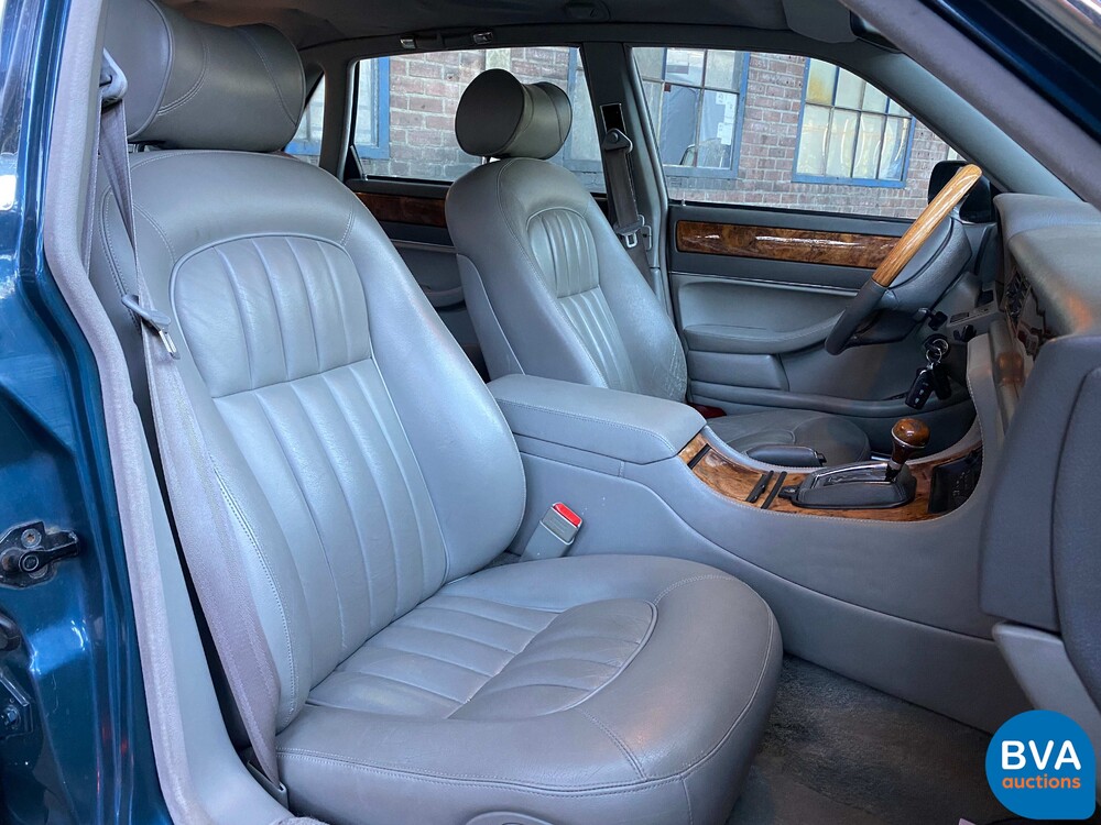 Jaguar Souverän 3.2 211PS 1996 -Org. NL-, NN-HV-09.