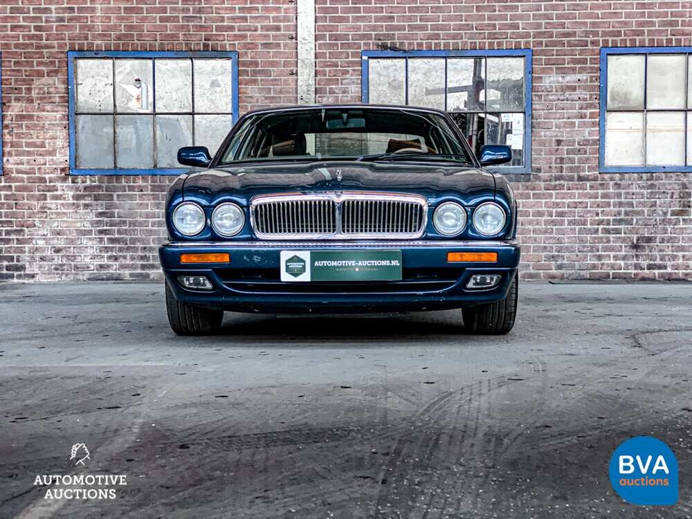 Jaguar Souverän 3.2 211PS 1996 -Org. NL-, NN-HV-09.